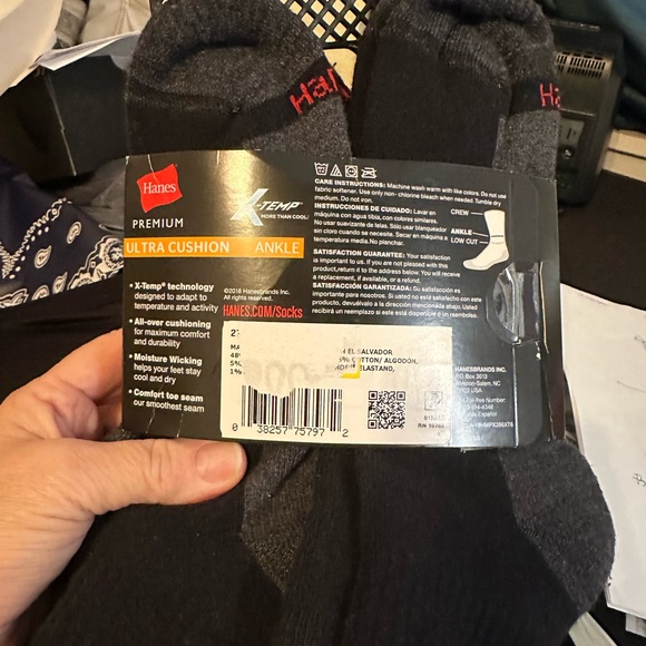 Hanes Premium Black and Gray Ankle Socks - Picture 5 of 5